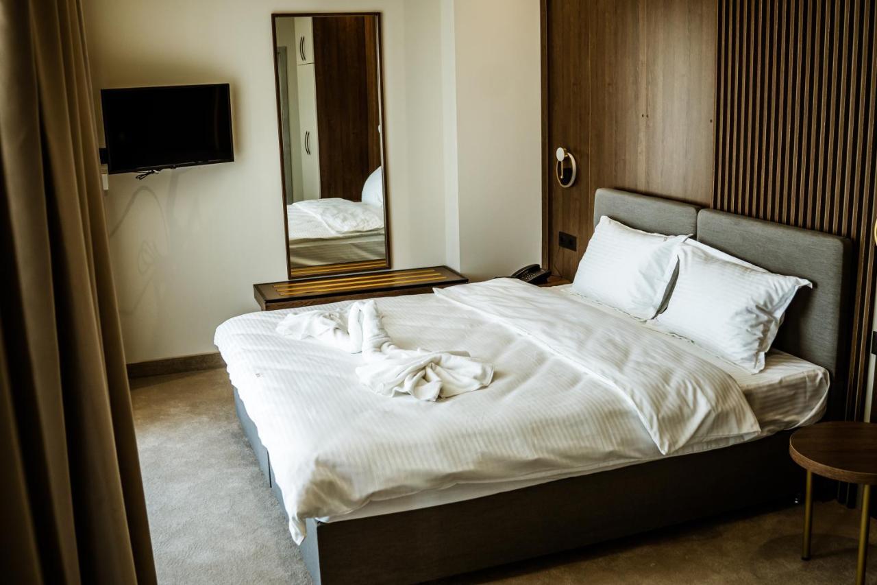 Sonio Boutique Hotel Мамая Экстерьер фото